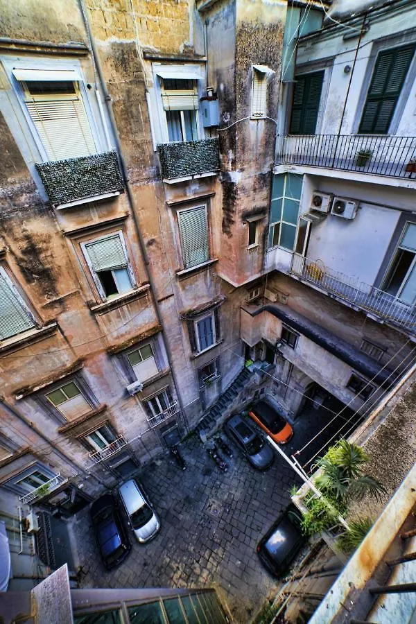 Bed & Breakfast Sciuscia Beb Spaccanapoli Italy