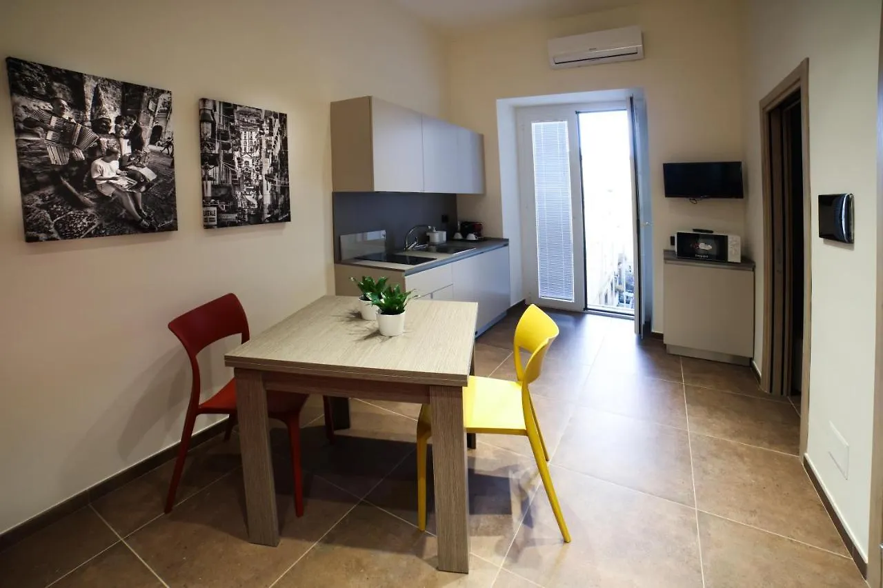 Bed & Breakfast Sciuscia Beb Spaccanapoli Italy